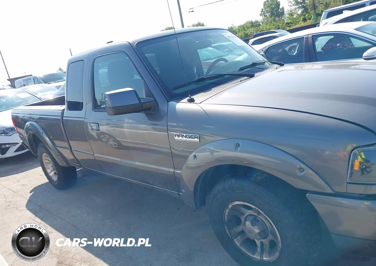 2011 Ford Ranger Sport VIN:1FTKR4EEXBPA34077 - 13