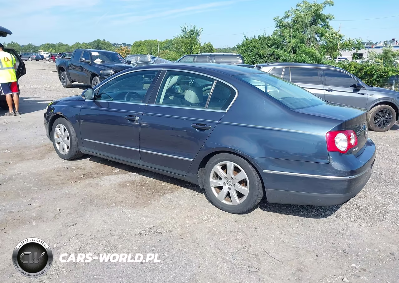 2008 Volkswagen Passat Turbo VIN:WVWJK73C78P067775 - 3