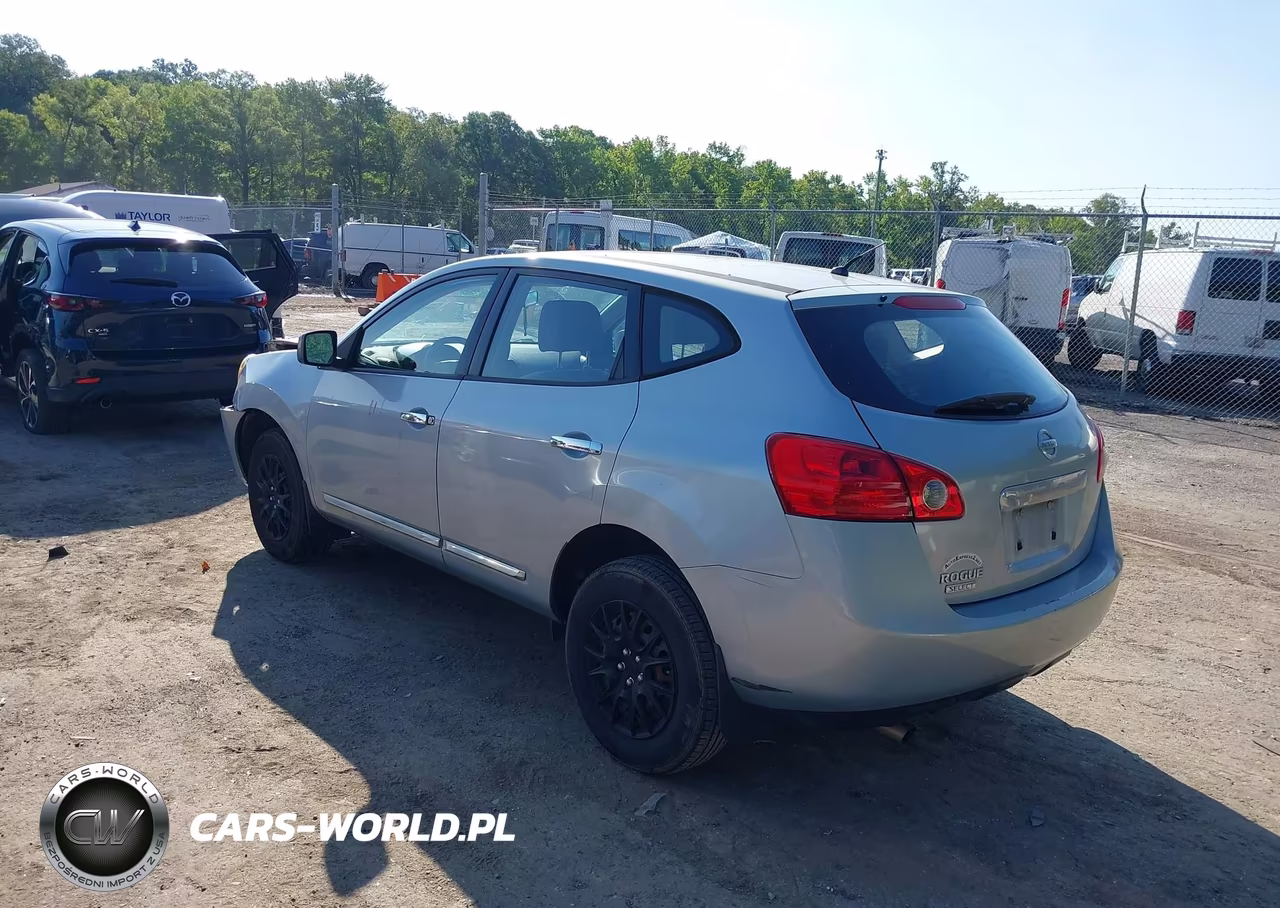 2015 Nissan Rogue Select S VIN:JN8AS5MT1FW158342 - 3