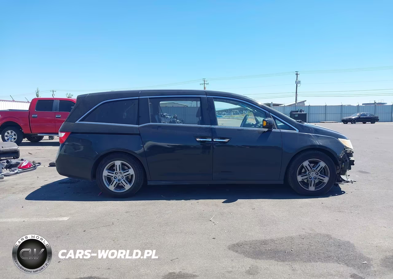 2011 Honda Odyssey Touring-Touring Elite VIN:5FNRL5H92BB062776 - 14