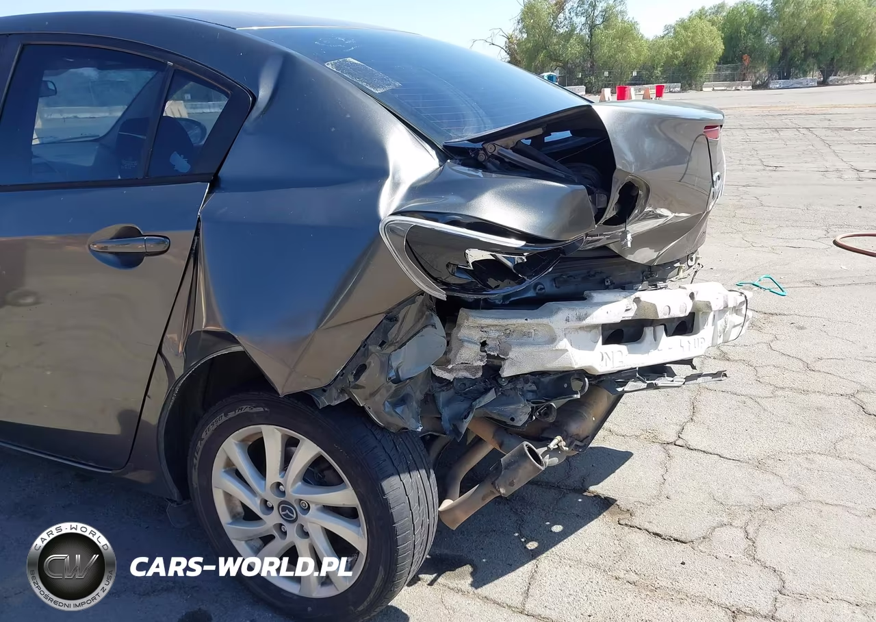 2013 Mazda Mazda3 I Touring VIN:JM1BL1V80D1705515 - 6