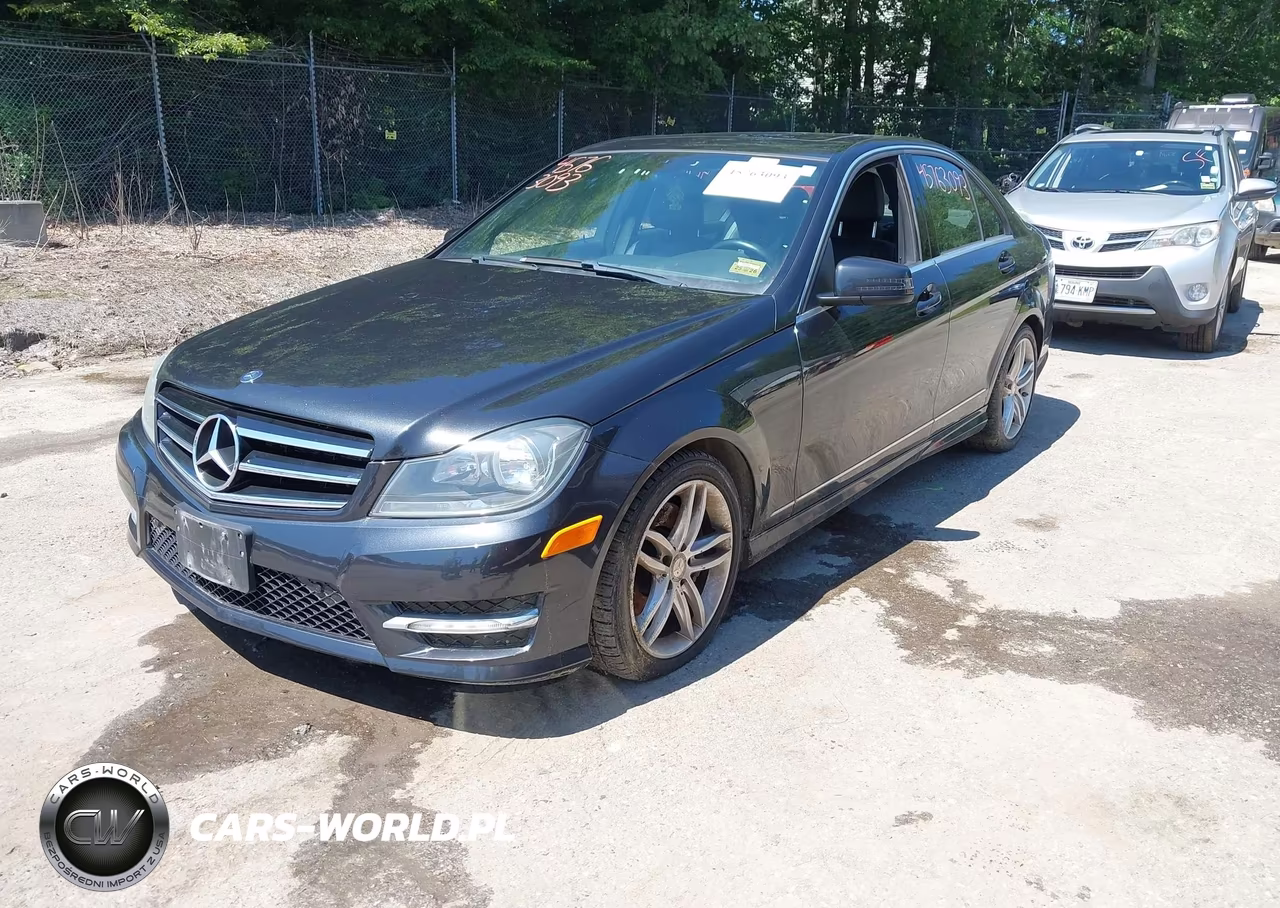 2014 Mercedes-Benz C 300 Sport 4Matic VIN:WDDGF8AB4ER308289 - 2