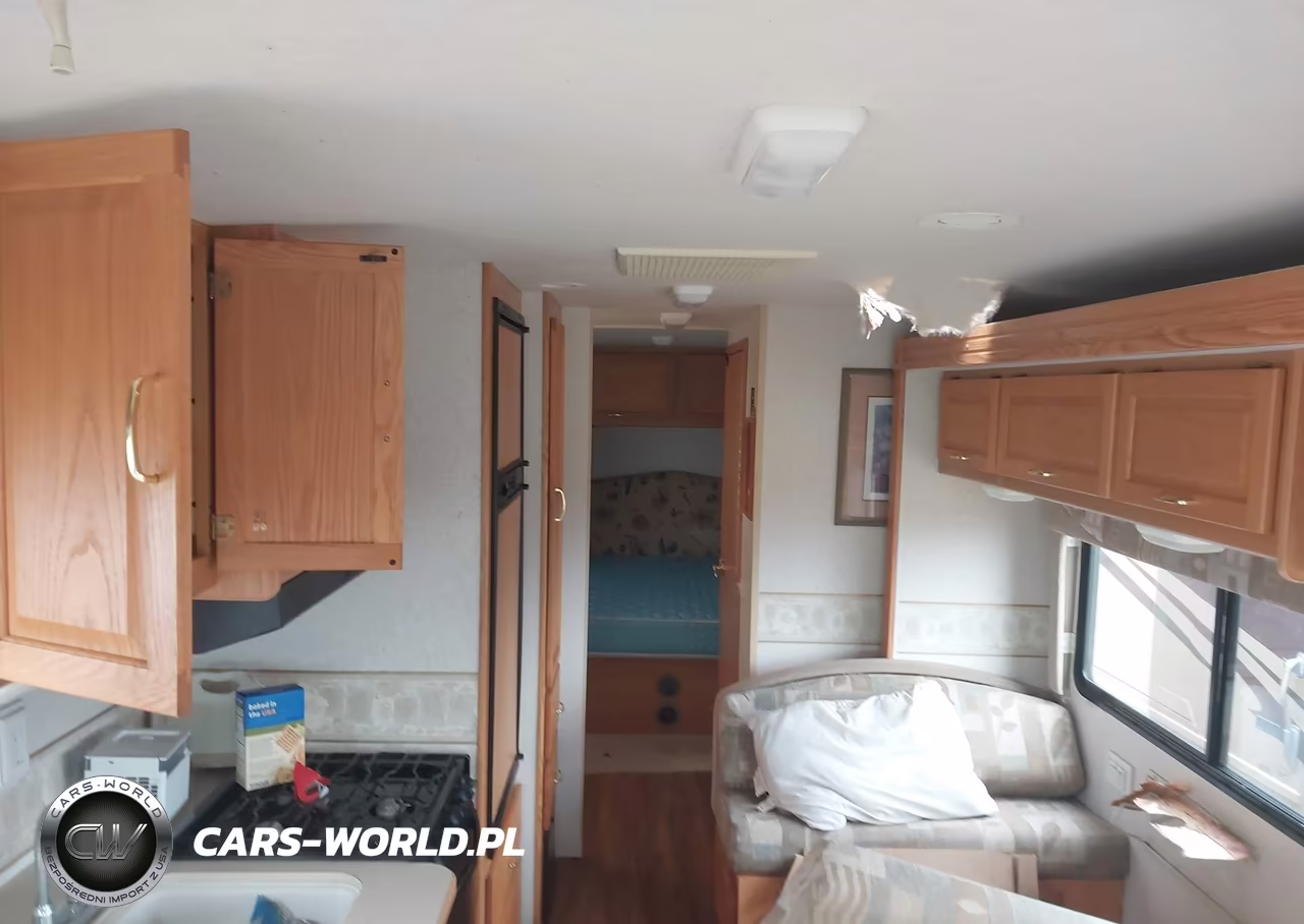 2003 Workhorse Custom Chassis Motorhome Chassis P3500 VIN:5B4LP57G433368960 - 8