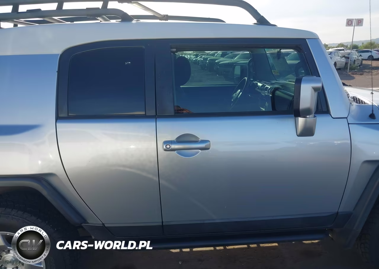 2007 Toyota Fj Cruiser VIN:JTEZU11F370001573 - 13