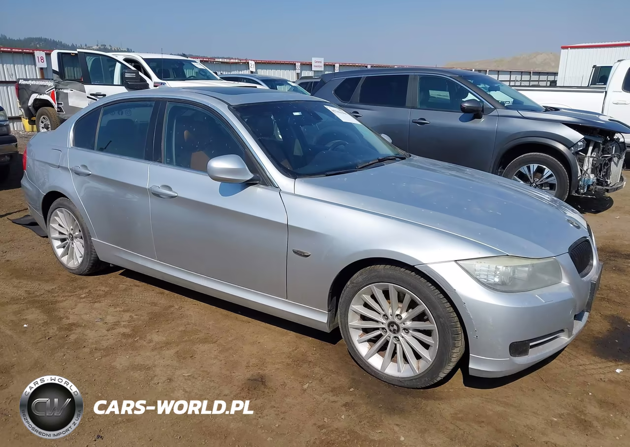 2011 BMW 335I xDrive – zdjęcie 1 z 12