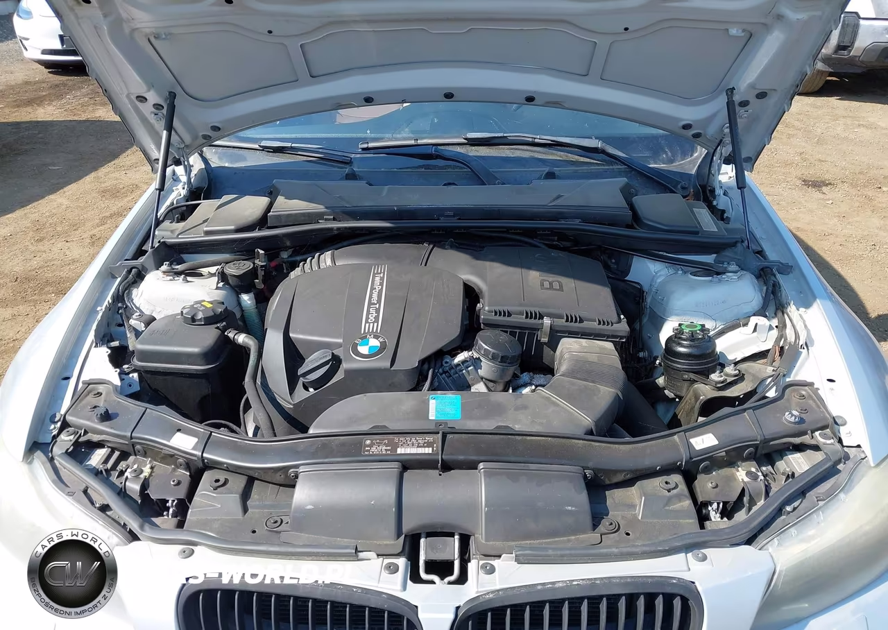 2011 BMW 335I xDrive VIN:WBAPL5C55BA919366 - 10