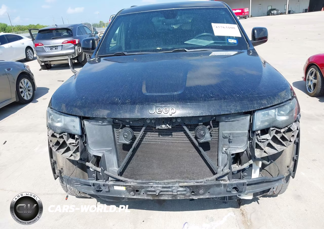 2018 Jeep Grand Cherokee Altitude 4X4 VIN:1C4RJFAG3JC181307 - 12