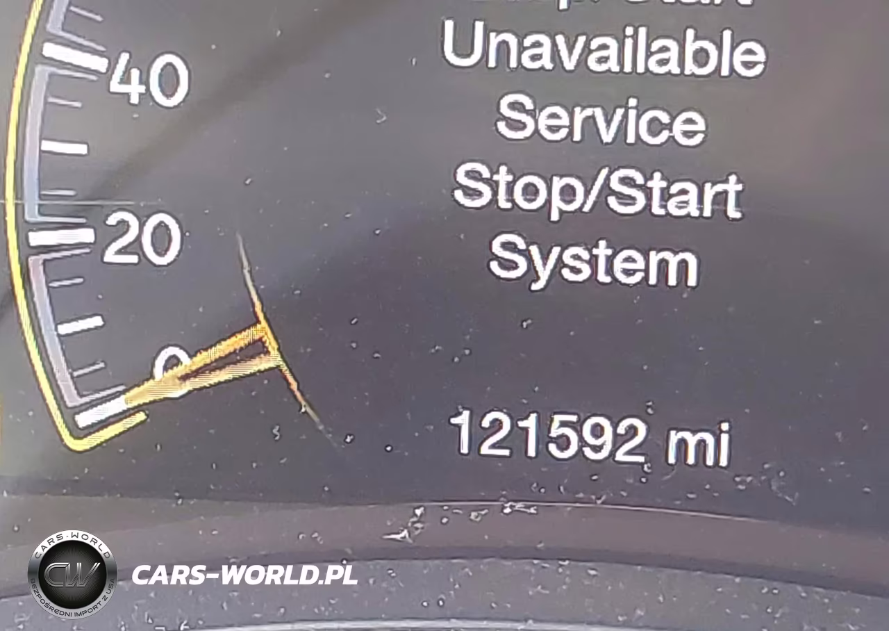 2018 Jeep Grand Cherokee Altitude 4X4 VIN:1C4RJFAG3JC181307 - 15
