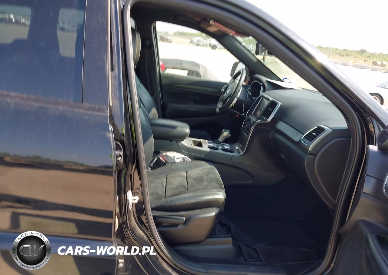 2018 Jeep Grand Cherokee Altitude 4X4 VIN:1C4RJFAG3JC181307 - 5