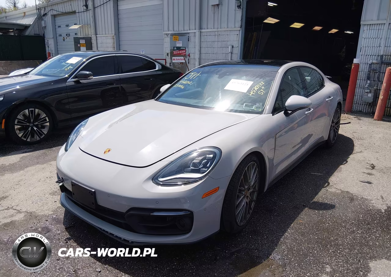 2023 Porsche Panamera 4-4 Platinum Edition-Platinum Edition VIN:WP0AJ2A7XPL102150 - 2