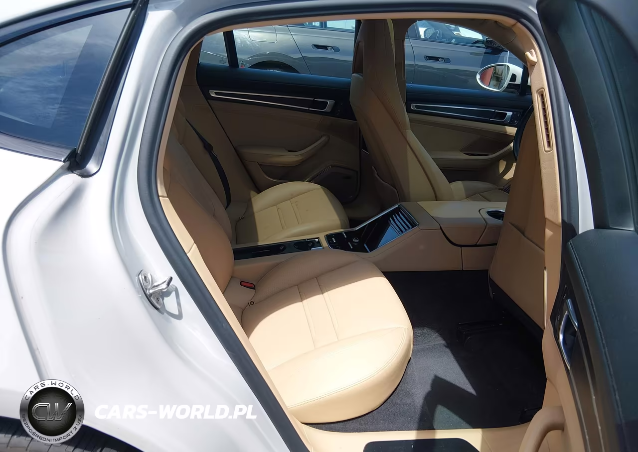 2023 Porsche Panamera 4-4 Platinum Edition-Platinum Edition VIN:WP0AJ2A7XPL102150 - 8
