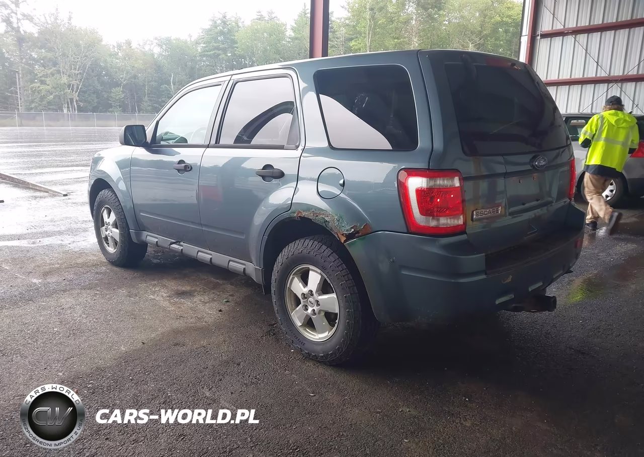 2012 Ford Escape Xls VIN:1FMCU9C73CKB34164 - 3