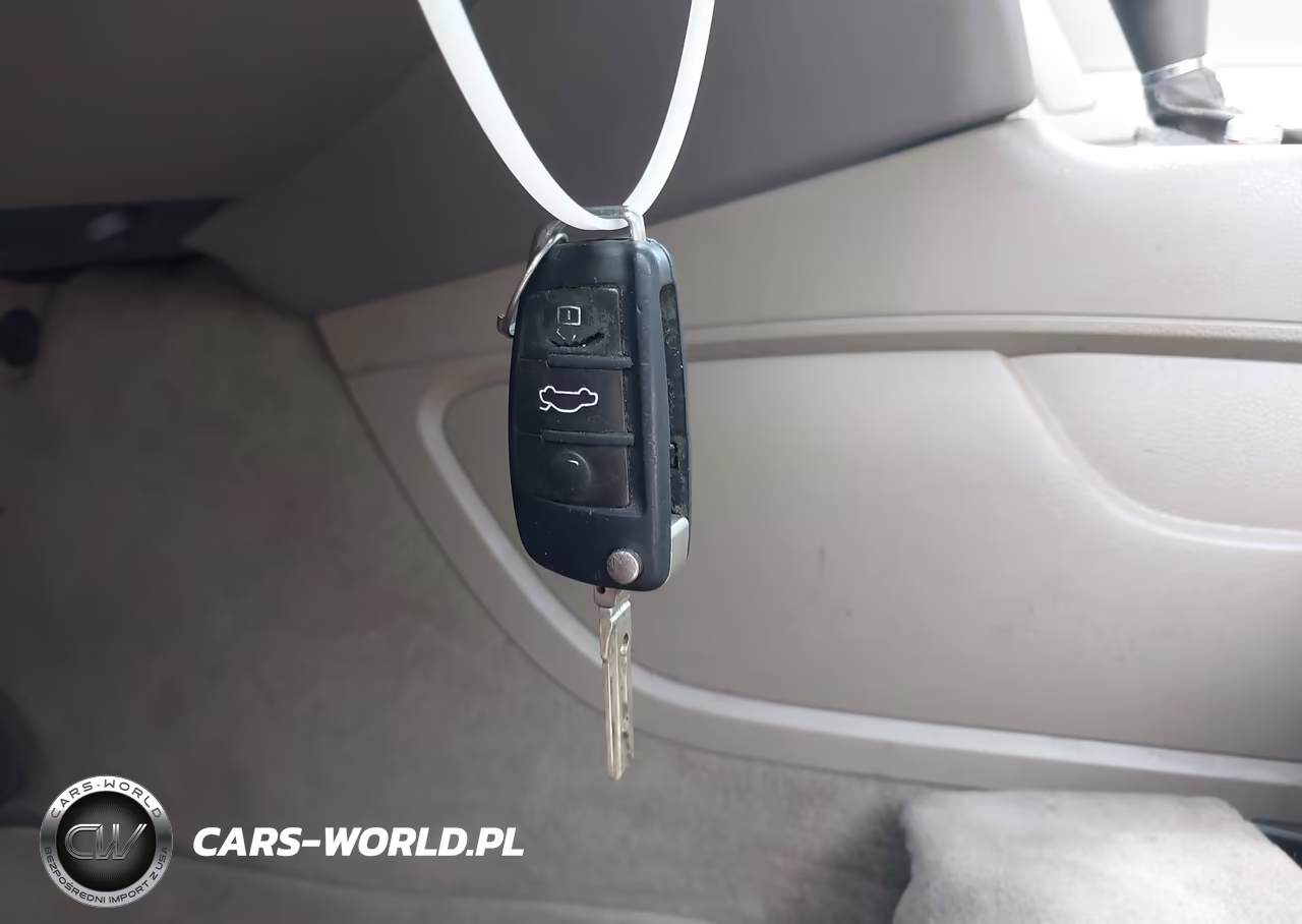 2010 Audi Q7 3.0 Tdi Premium VIN:WA1CMAFE9AD001002 - 11