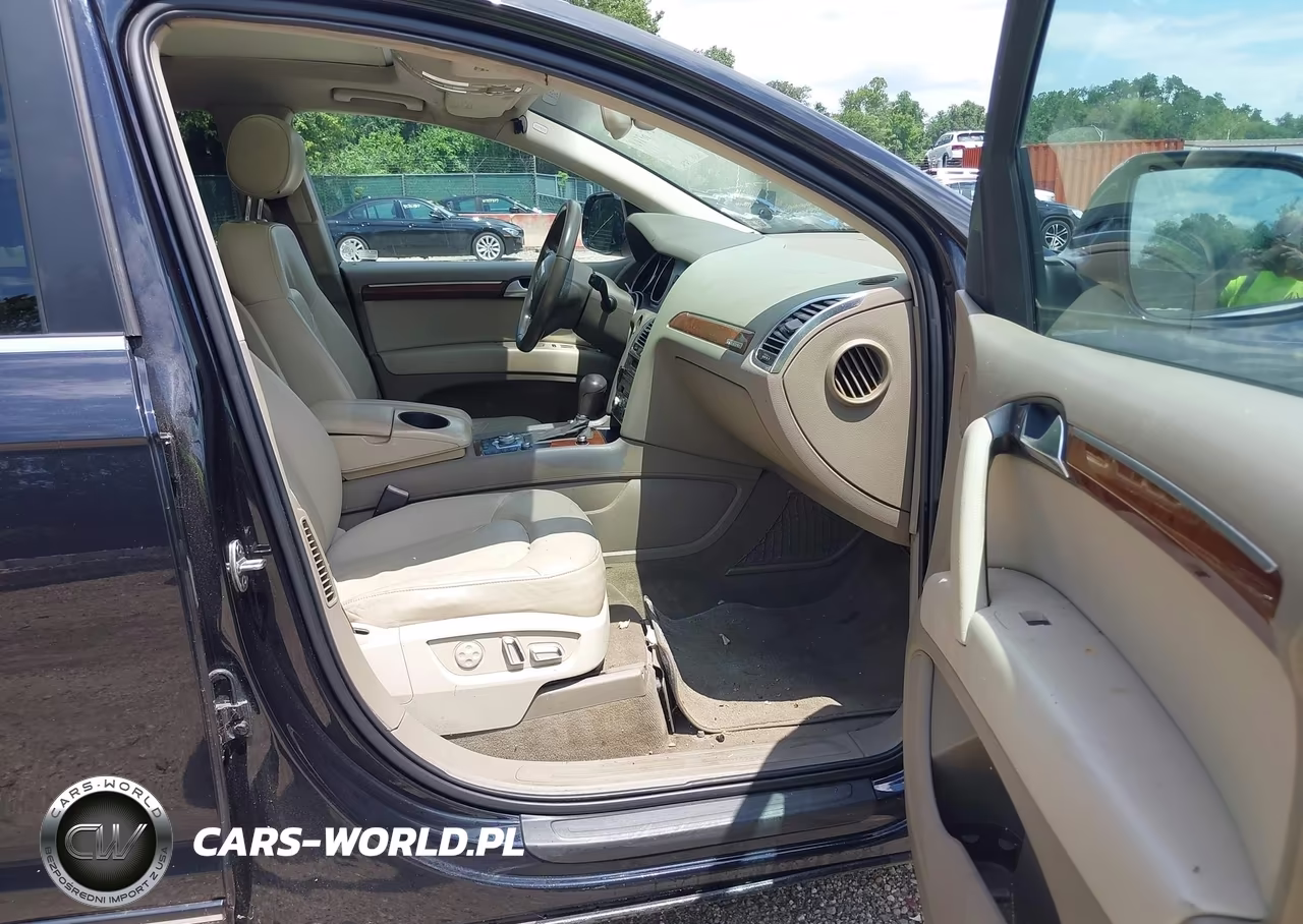 2010 Audi Q7 3.0 Tdi Premium VIN:WA1CMAFE9AD001002 - 5