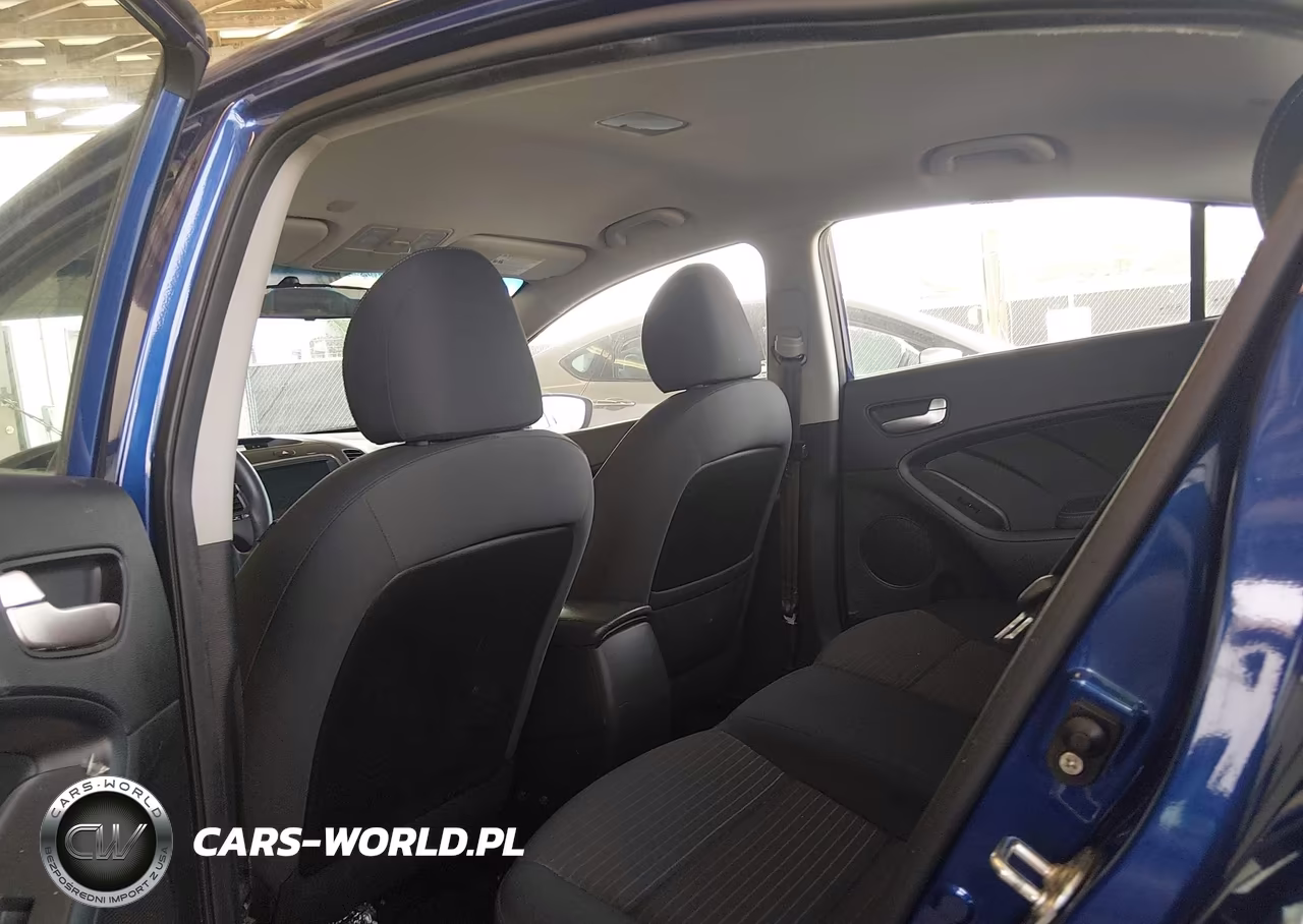 2018 Kia Forte Lx VIN:3KPFL4A70JE184966 - 8