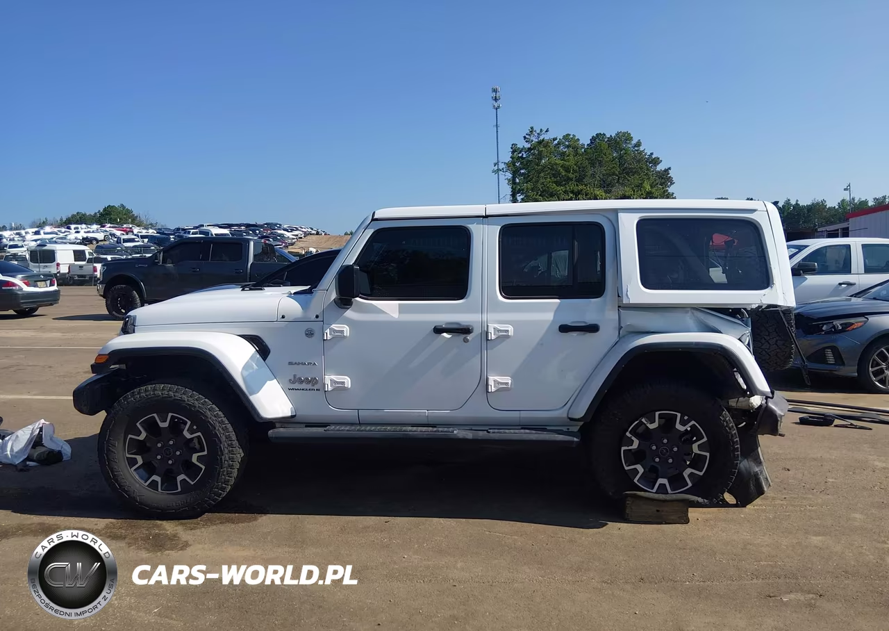 2024 Jeep Wrangler 4-Door Sahara 4X4 VIN:1C4PJXEN7RW158211 - 14