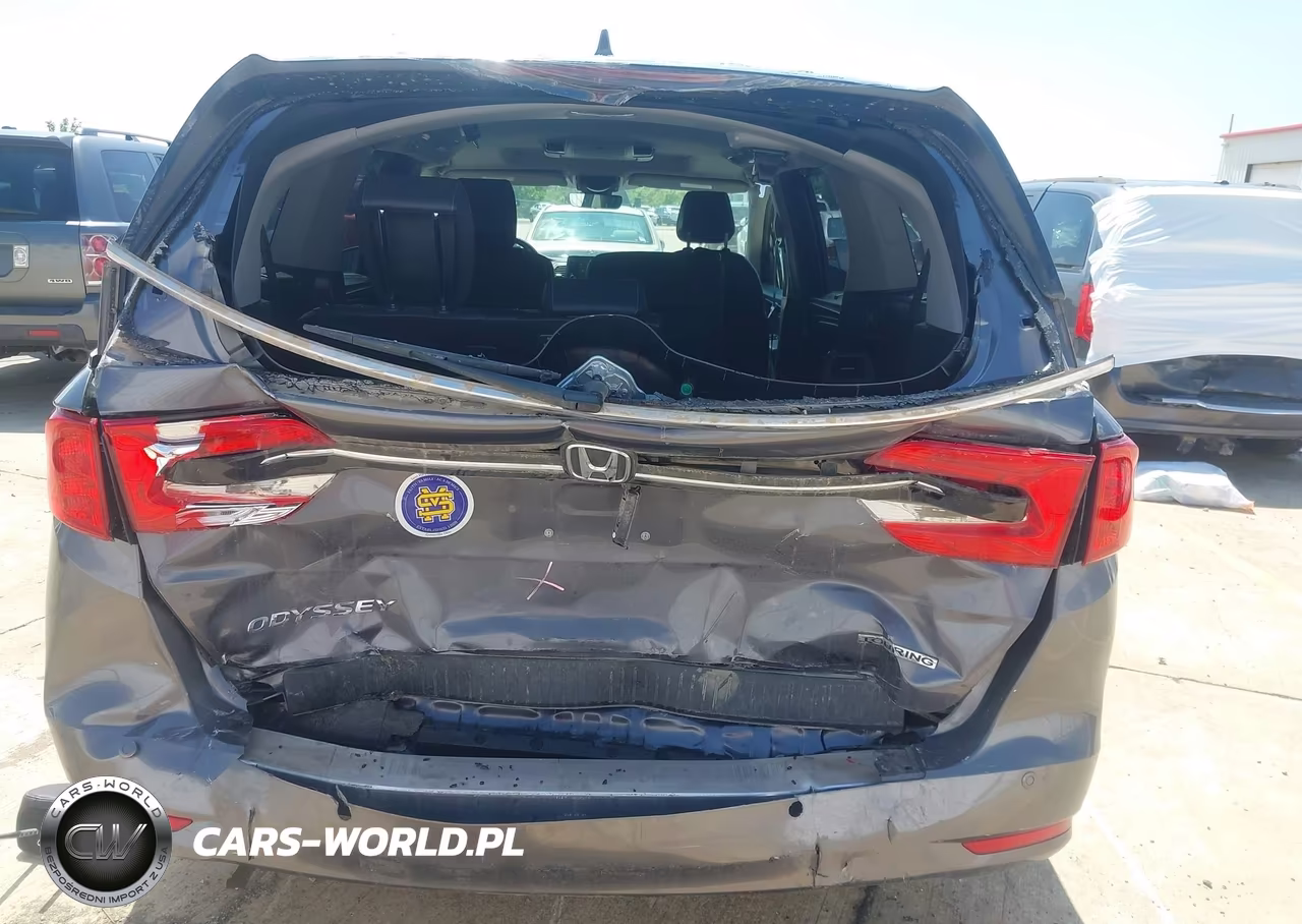 2022 Honda Odyssey Touring VIN:5FNRL6H8XNB039408 - 16