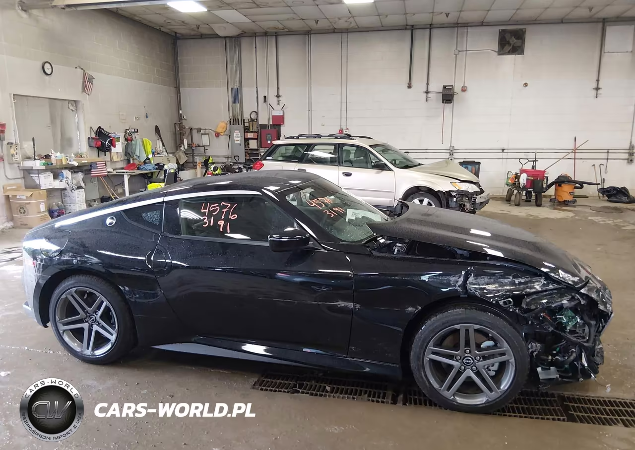 2025 Nissan Z Sport Manual Transmission VIN:JN1BZ4AH7SM411579 - 14