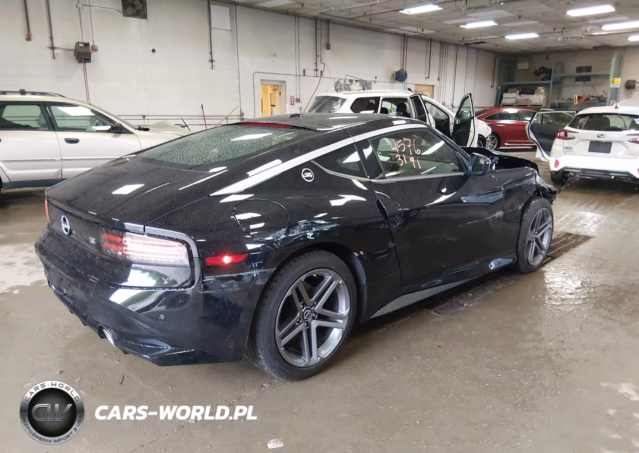 2025 Nissan Z Sport Manual Transmission VIN:JN1BZ4AH7SM411579 - 4