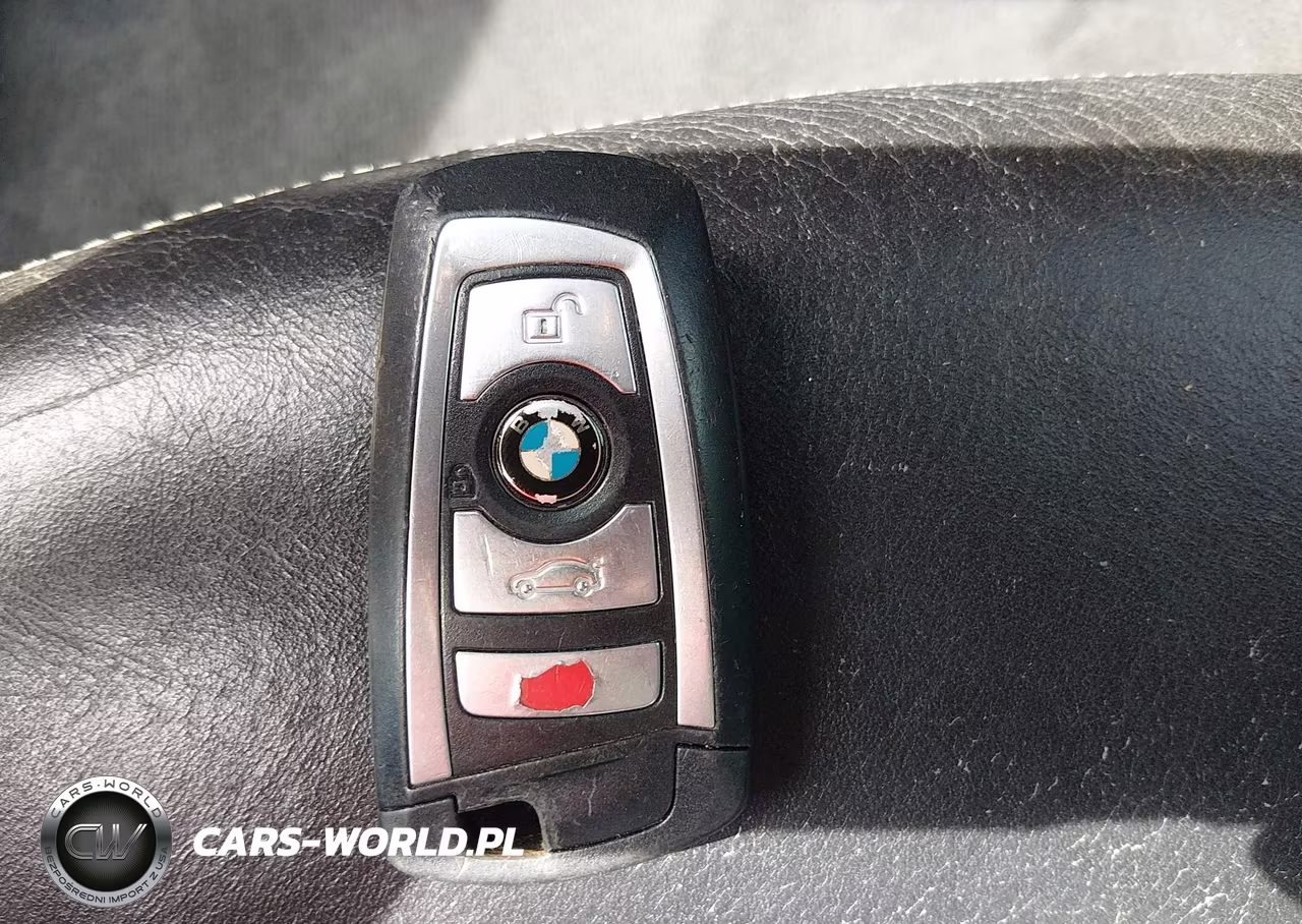 2016 BMW M4 VIN:WBS3R9C54GK338779 - 11