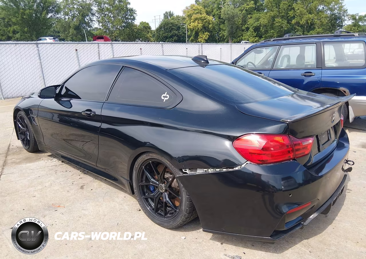 2016 BMW M4 VIN:WBS3R9C54GK338779 - 3