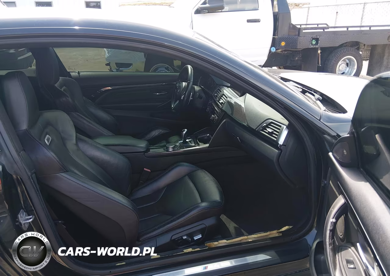 2016 BMW M4 VIN:WBS3R9C54GK338779 - 5