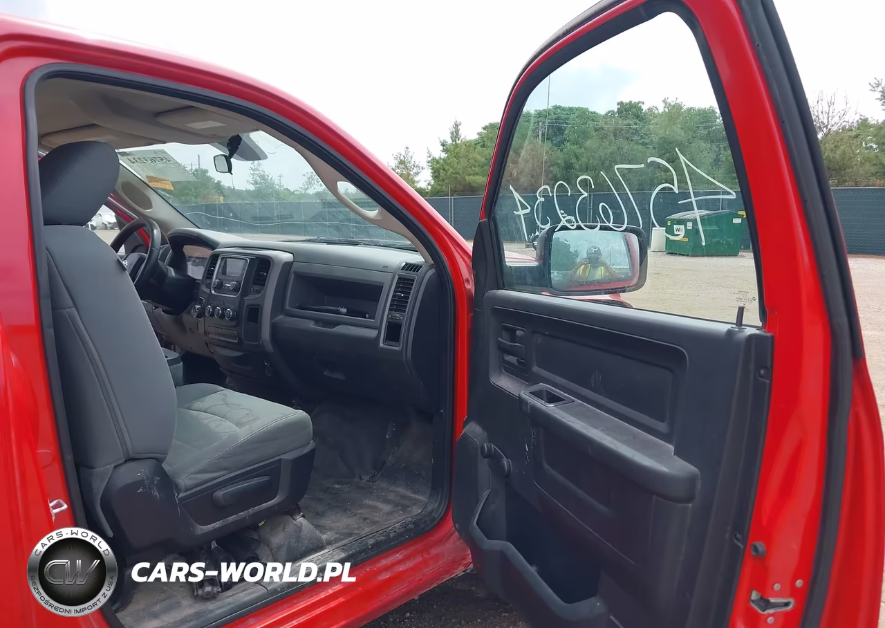 2013 Ram 1500 Tradesman VIN:3C6JR6DG4DG588384 - 5