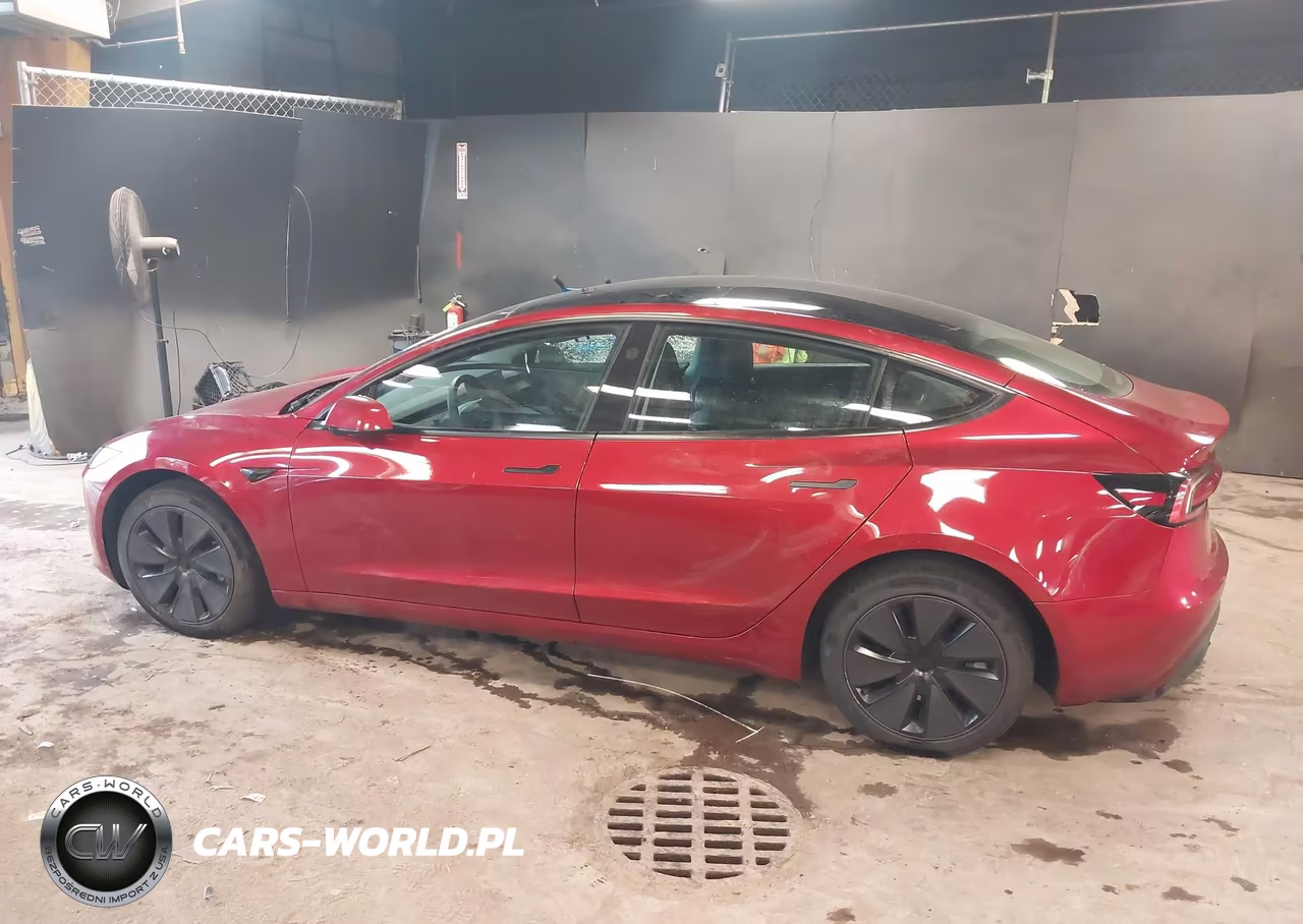 2026 Tesla Model 3 VIN:5YJ3E1EA6TF134586 - 14