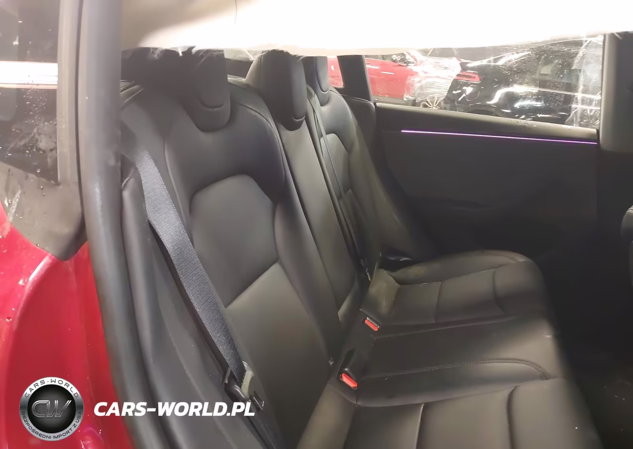 2026 Tesla Model 3 VIN:5YJ3E1EA6TF134586 - 8