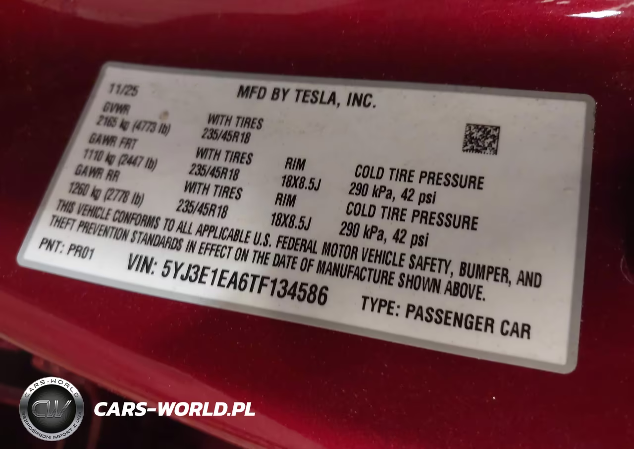 2026 Tesla Model 3 VIN:5YJ3E1EA6TF134586 - 9