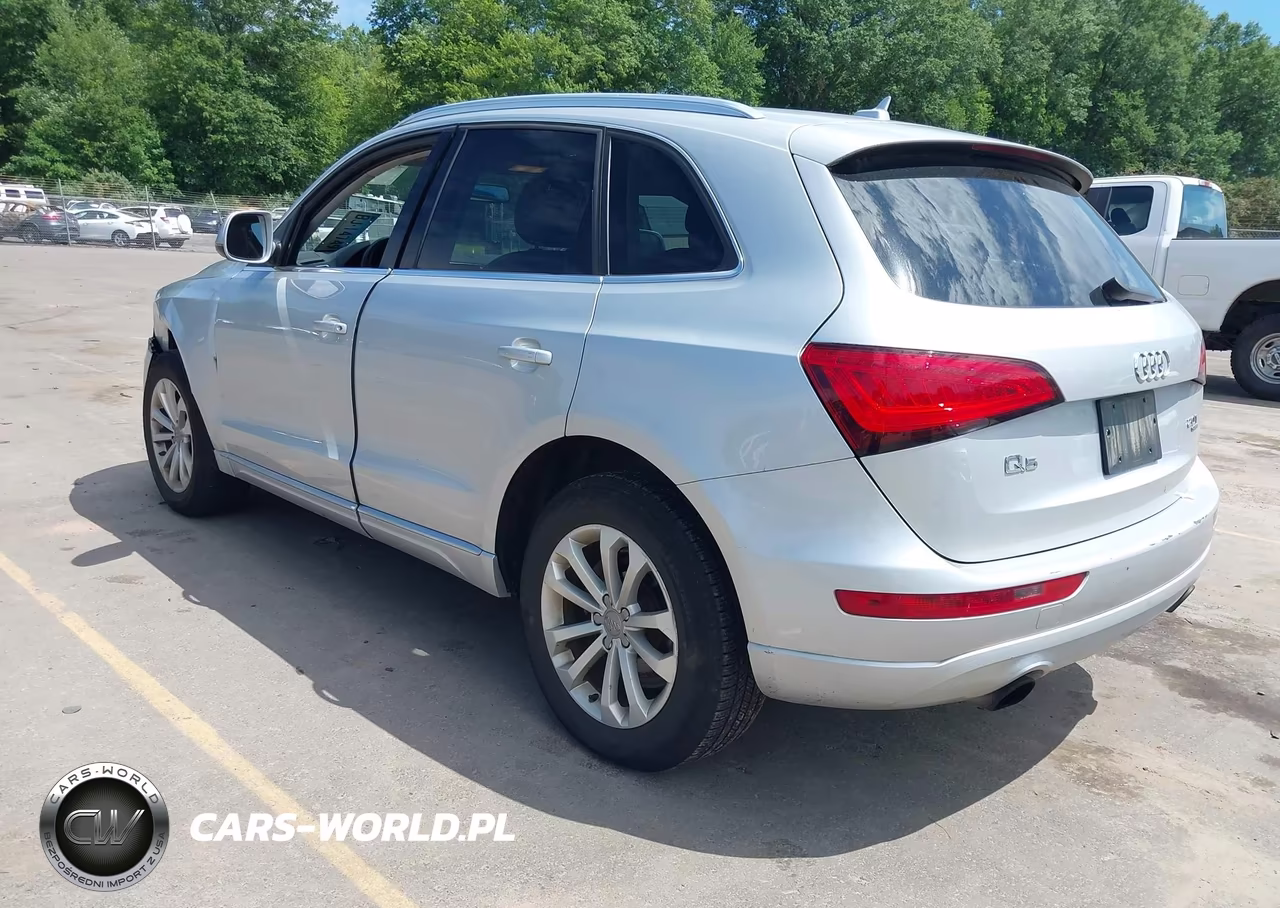 2013 Audi Q5 2.0T Premium VIN:WA1CFAFPXDA083565 - 3