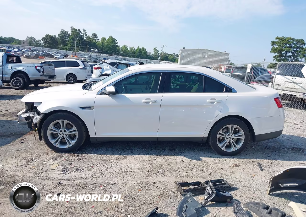 2017 Ford Taurus Sel VIN:1FAHP2E85HG112228 - 15