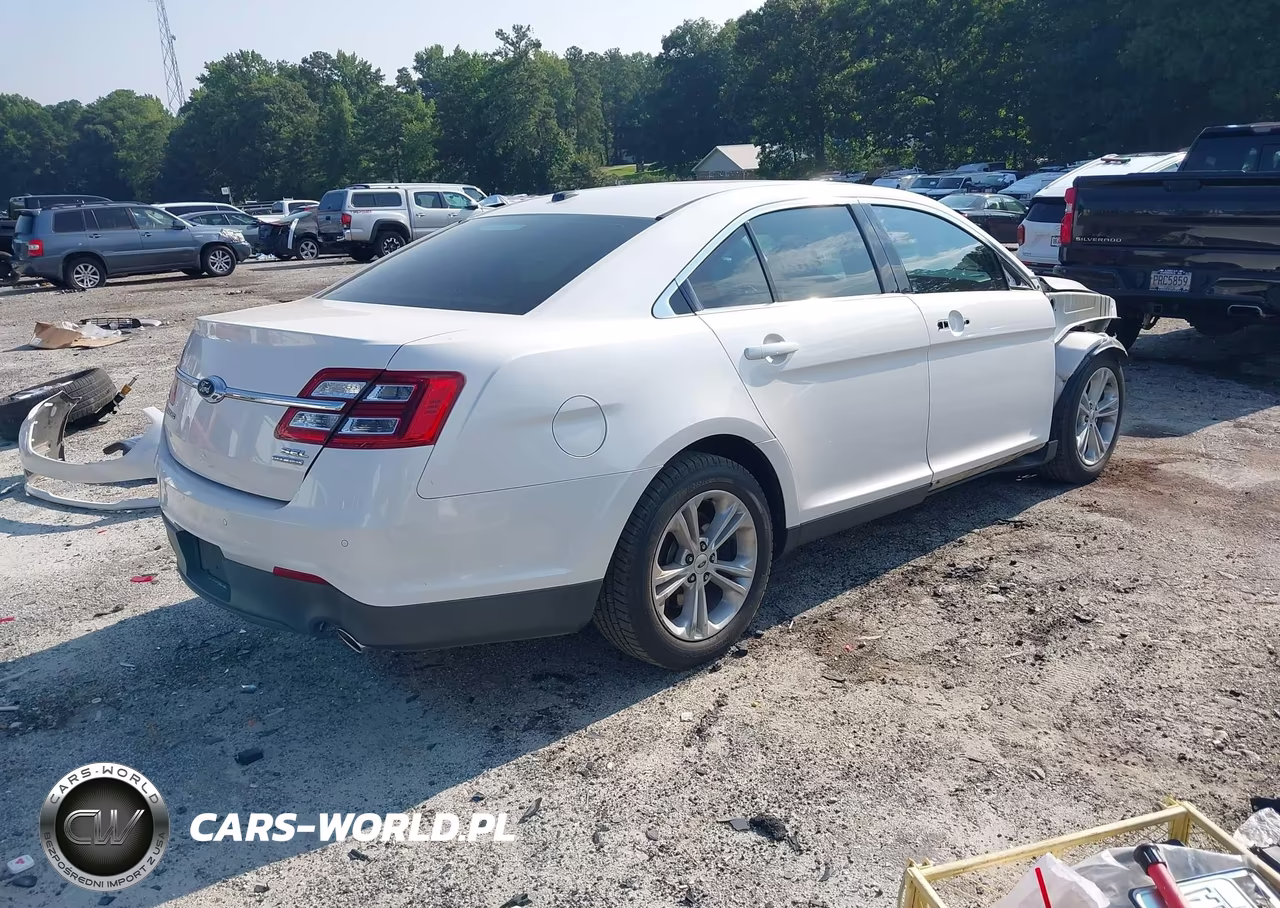 2017 Ford Taurus Sel VIN:1FAHP2E85HG112228 - 4