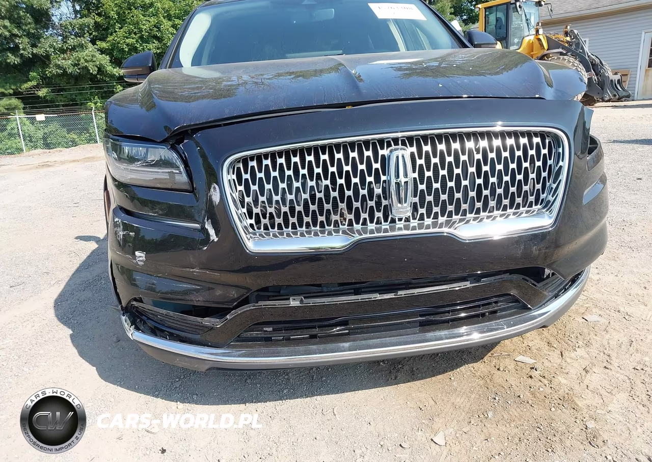 2022 Lincoln Nautilus Standard VIN:2LMPJ8J96NBL17584 - 19