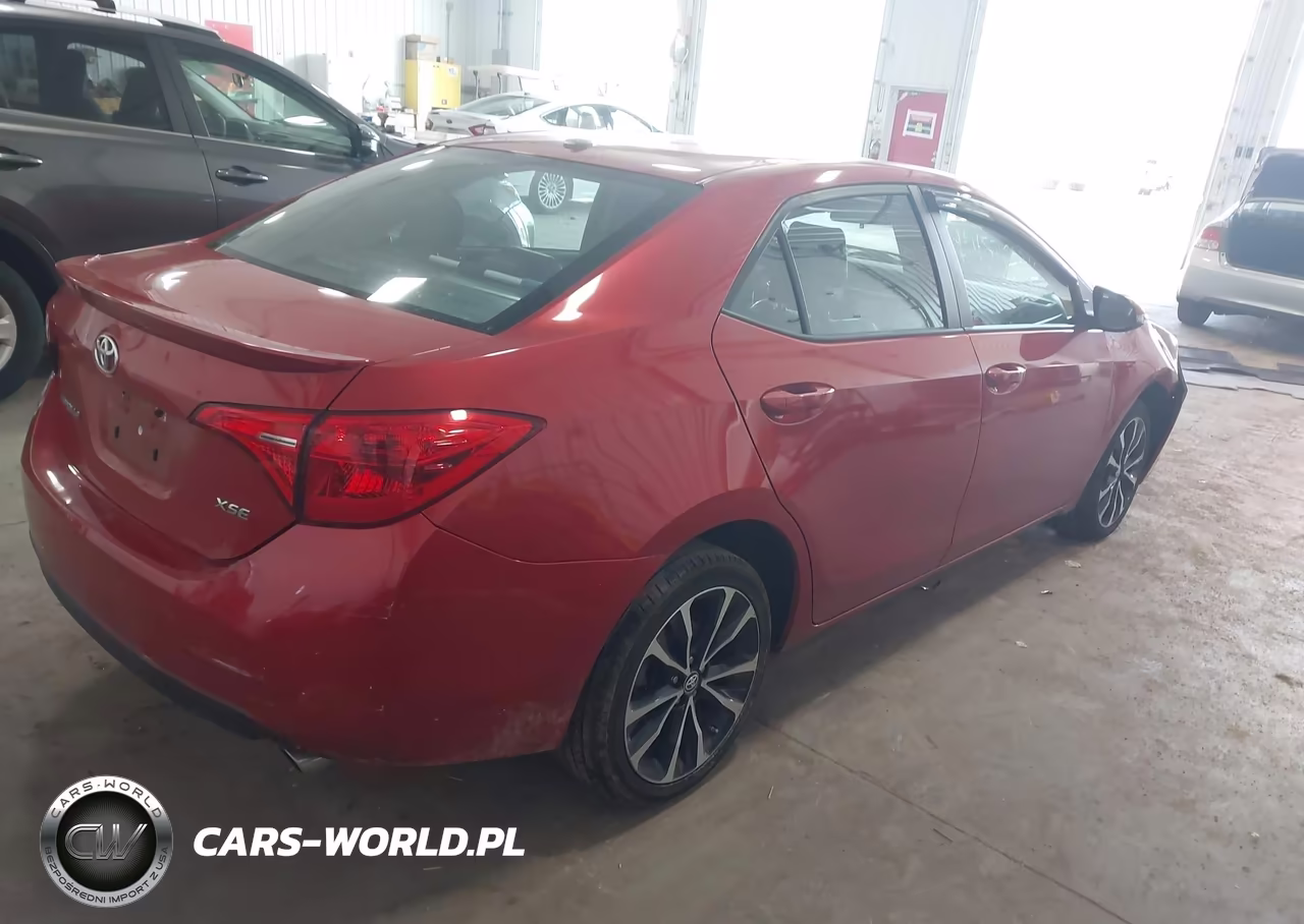 2018 Toyota Corolla Xse VIN:5YFBURHEXJP761904 - 4