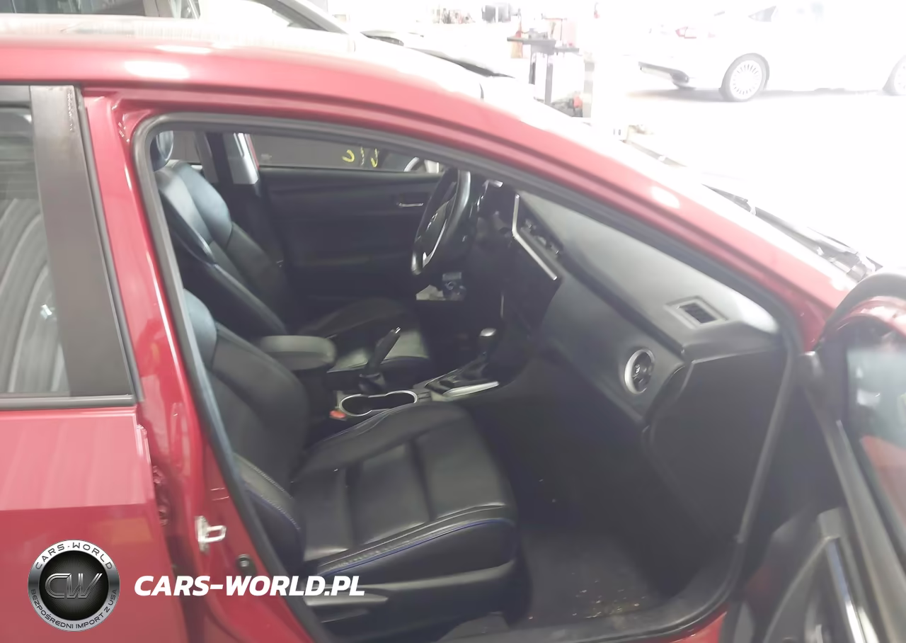 2018 Toyota Corolla Xse VIN:5YFBURHEXJP761904 - 5