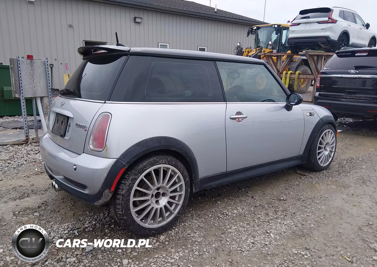 2006 Mini Cooper S VIN:WMWRE33536TL16689 - 4