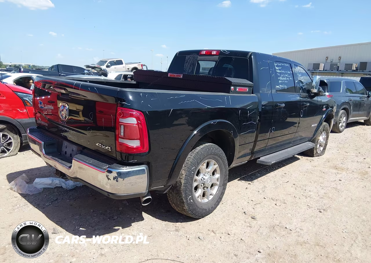 2022 Ram 2500 Laramie 4X4 6'4 Box VIN:3C6UR5NL5NG221546 - 4