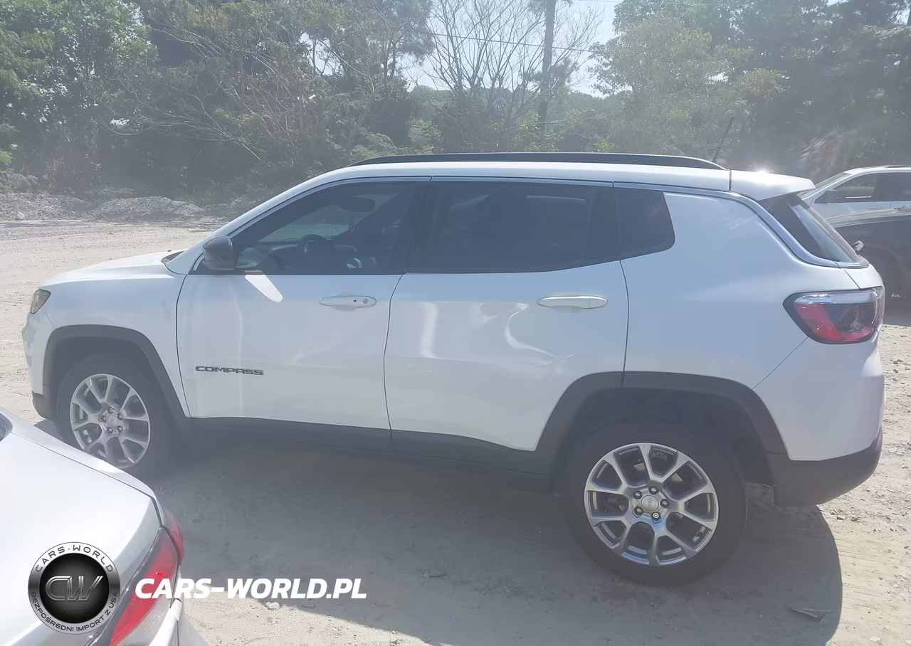 2023 Jeep Compass Latitude Lux Fwd VIN:3C4NJDFN2PT573394 - 13