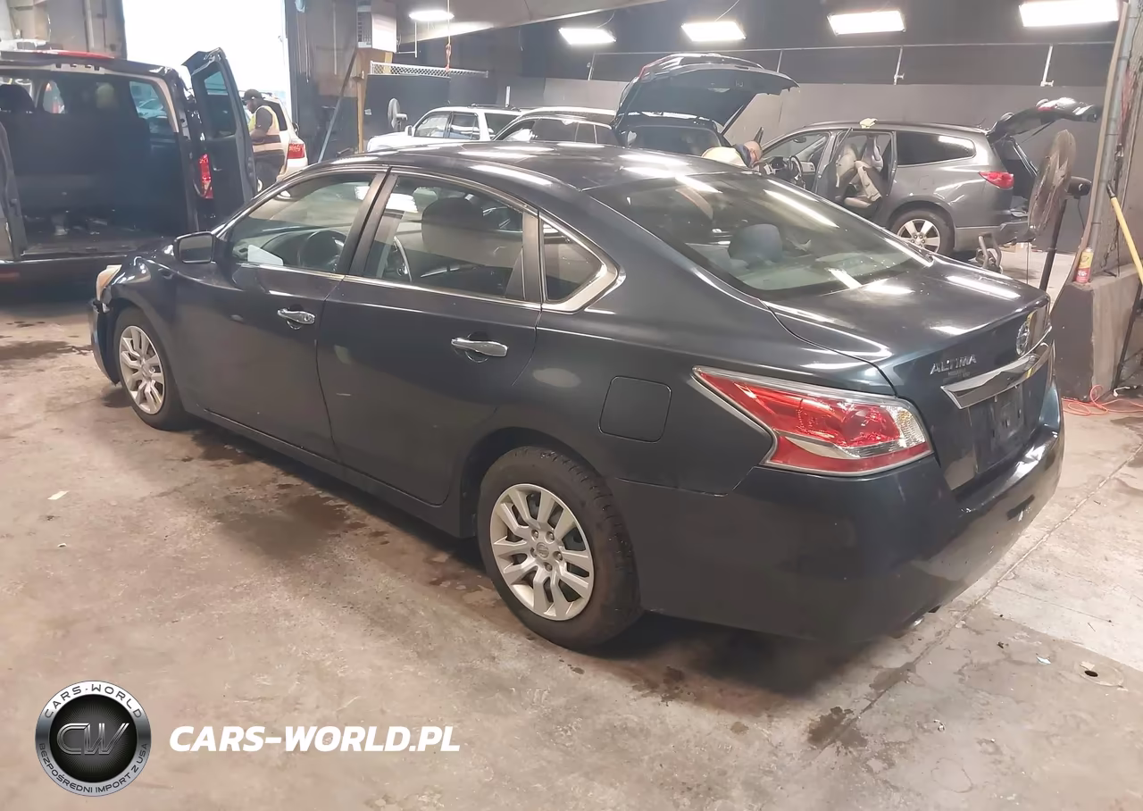 2015 Nissan Altima 2.5 VIN:1N4AL3AP0FC453881 - 3