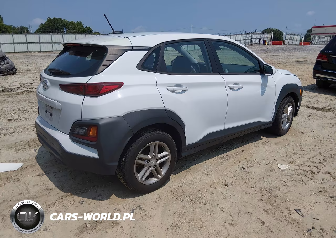 2021 Hyundai Kona Se VIN:KM8K12AA6MU641396 - 4