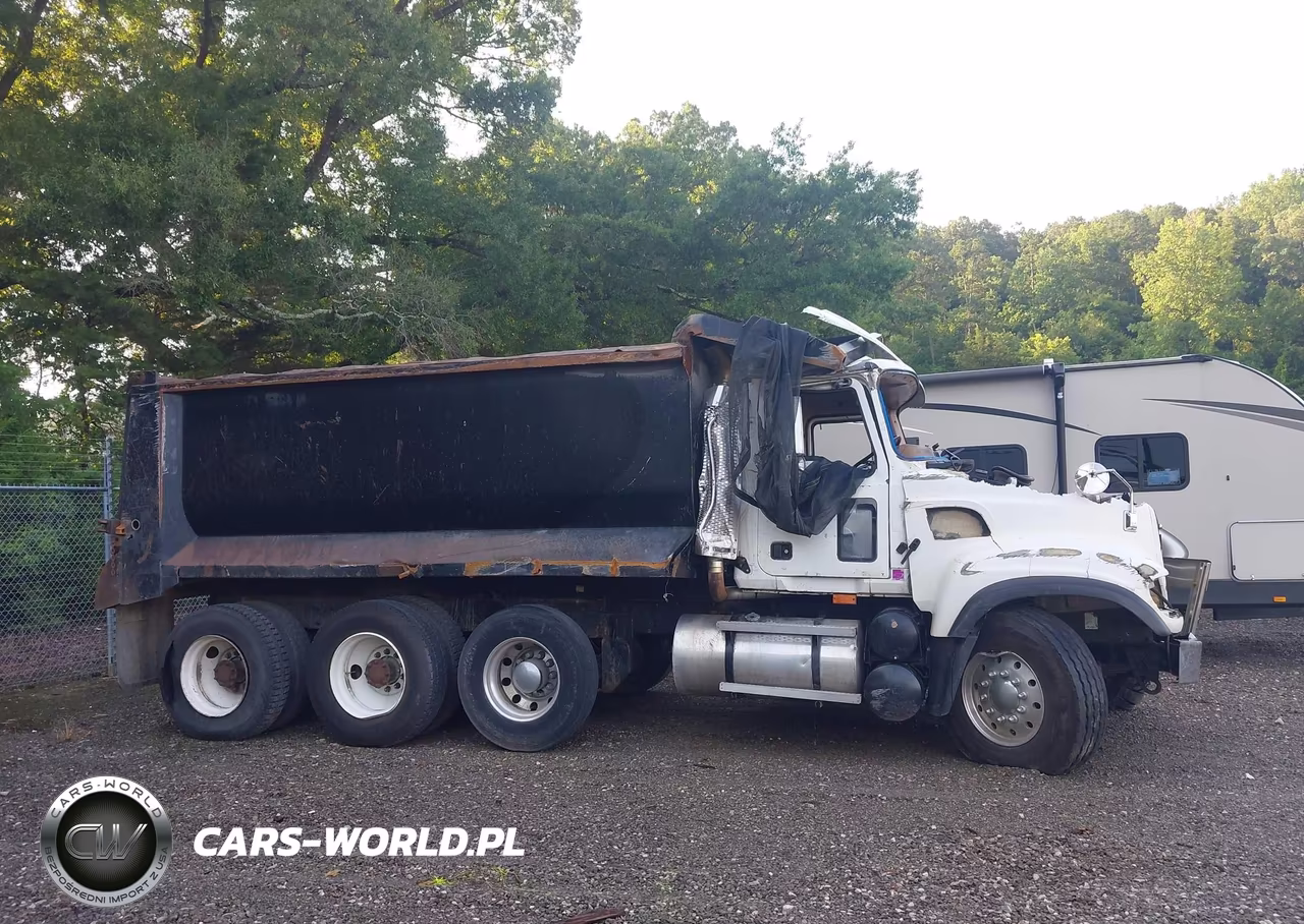 2004 Mack 700 Cv700 VIN:1M2AG11C64M013313 - 13