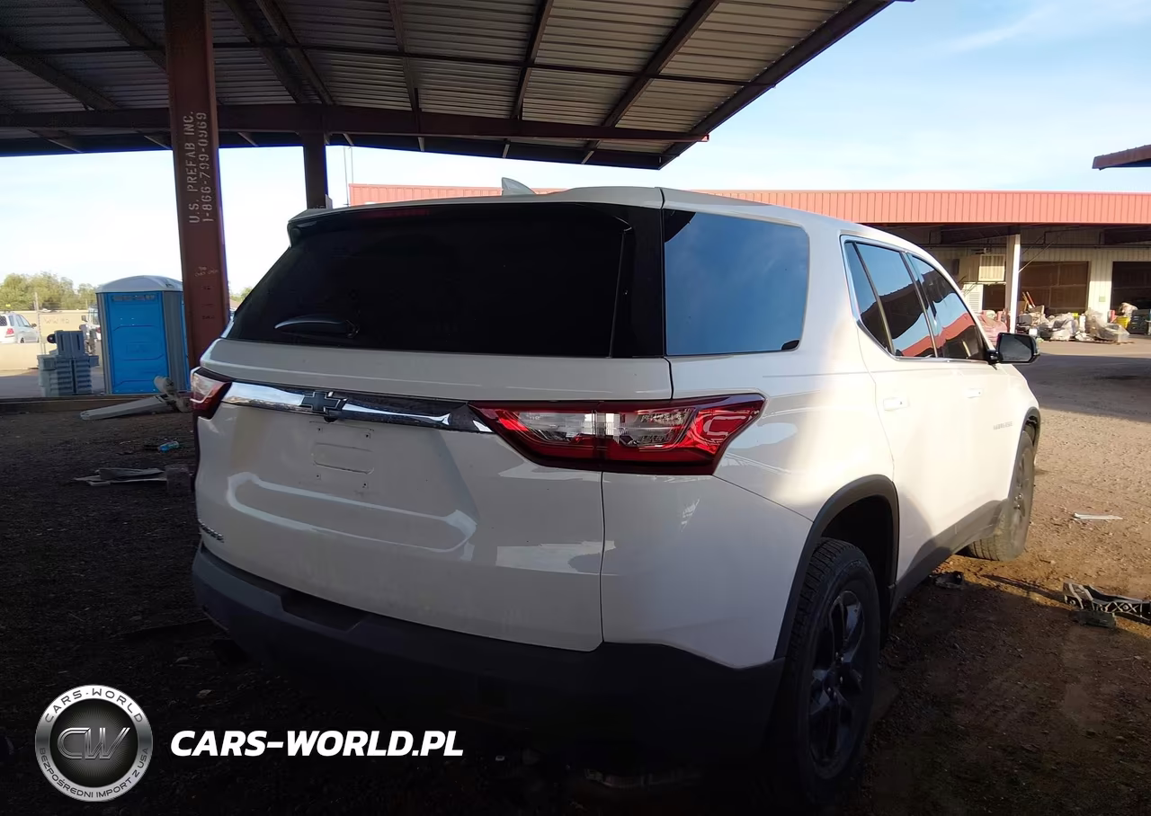 2019 Chevrolet Traverse Ls VIN:1GNERFKW0KJ175756 - 4