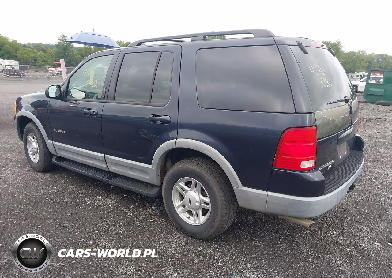 2002 Ford Explorer Xlt VIN:1FMZU73E02UB68496 - 3