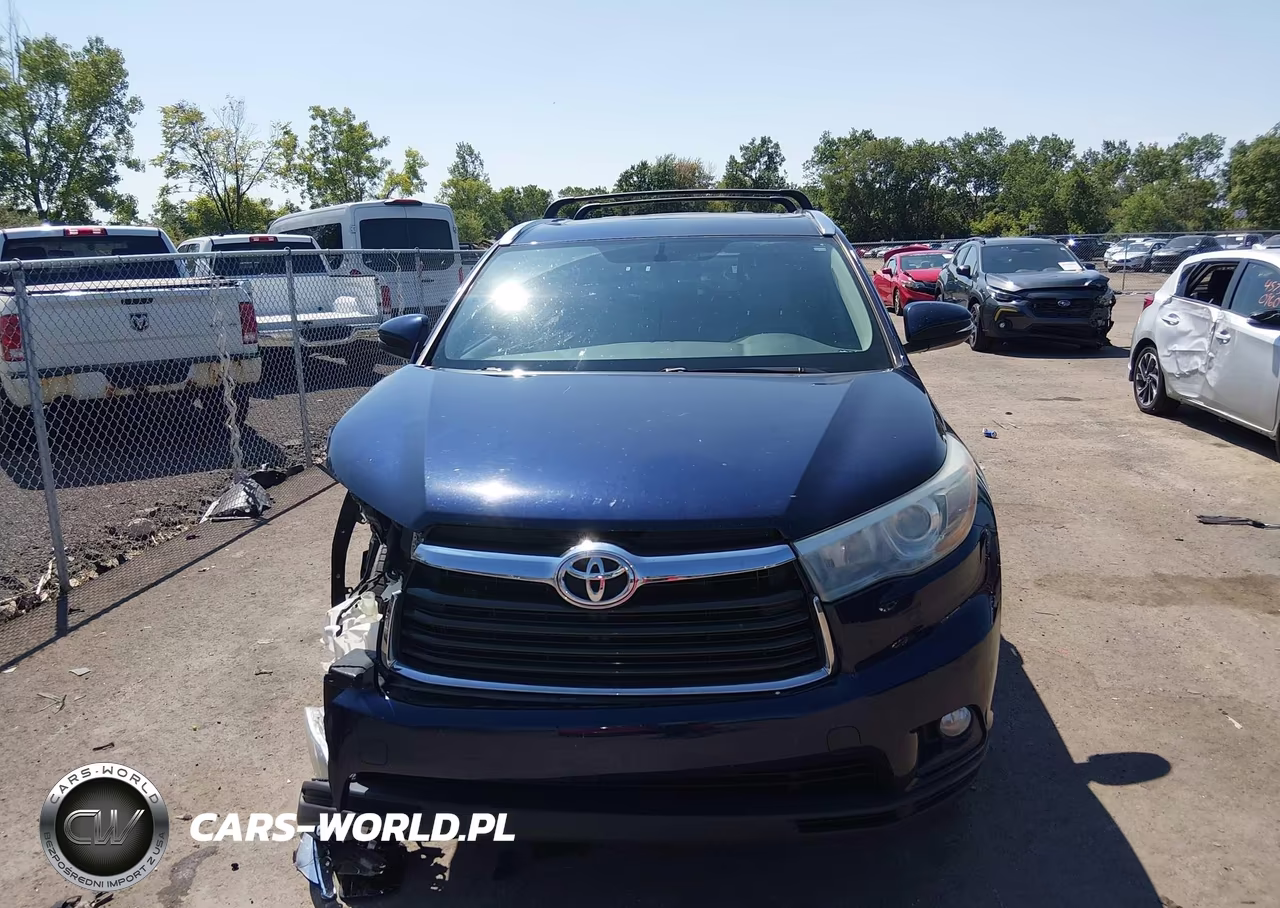 2015 Toyota Highlander Xle V6 VIN:5TDJKRFH4FS152420 - 12