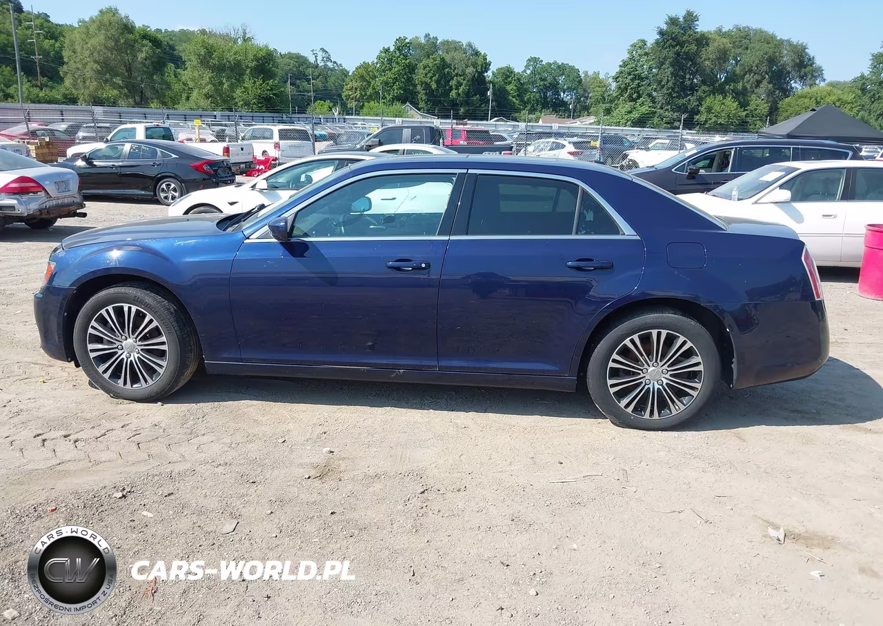 2014 Chrysler 300 300S VIN:2C3CCAGG1EH207453 - 14