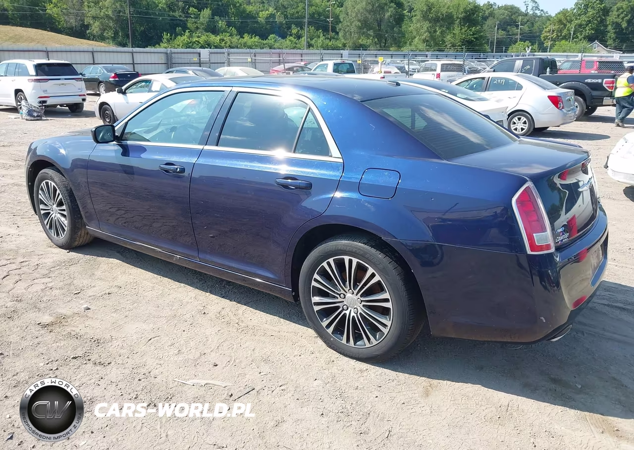 2014 Chrysler 300 300S VIN:2C3CCAGG1EH207453 - 3
