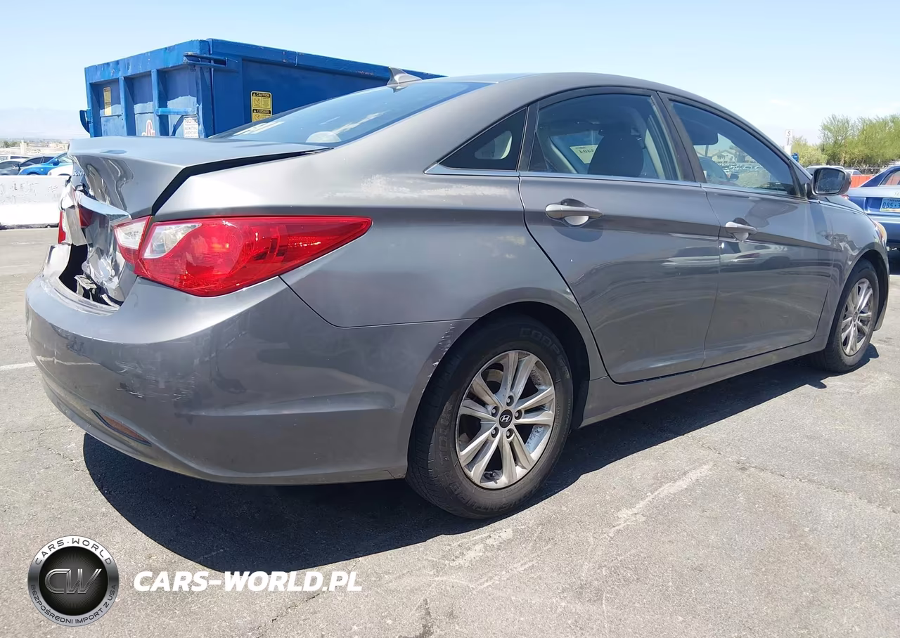 2013 Hyundai Sonata Gls VIN:5NPEB4AC5DH697741 - 4