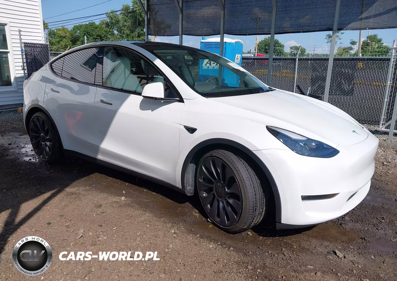 2025 Tesla Model Y Performance Dual Motor All-Wheel Drive – zdjęcie 1 z 20