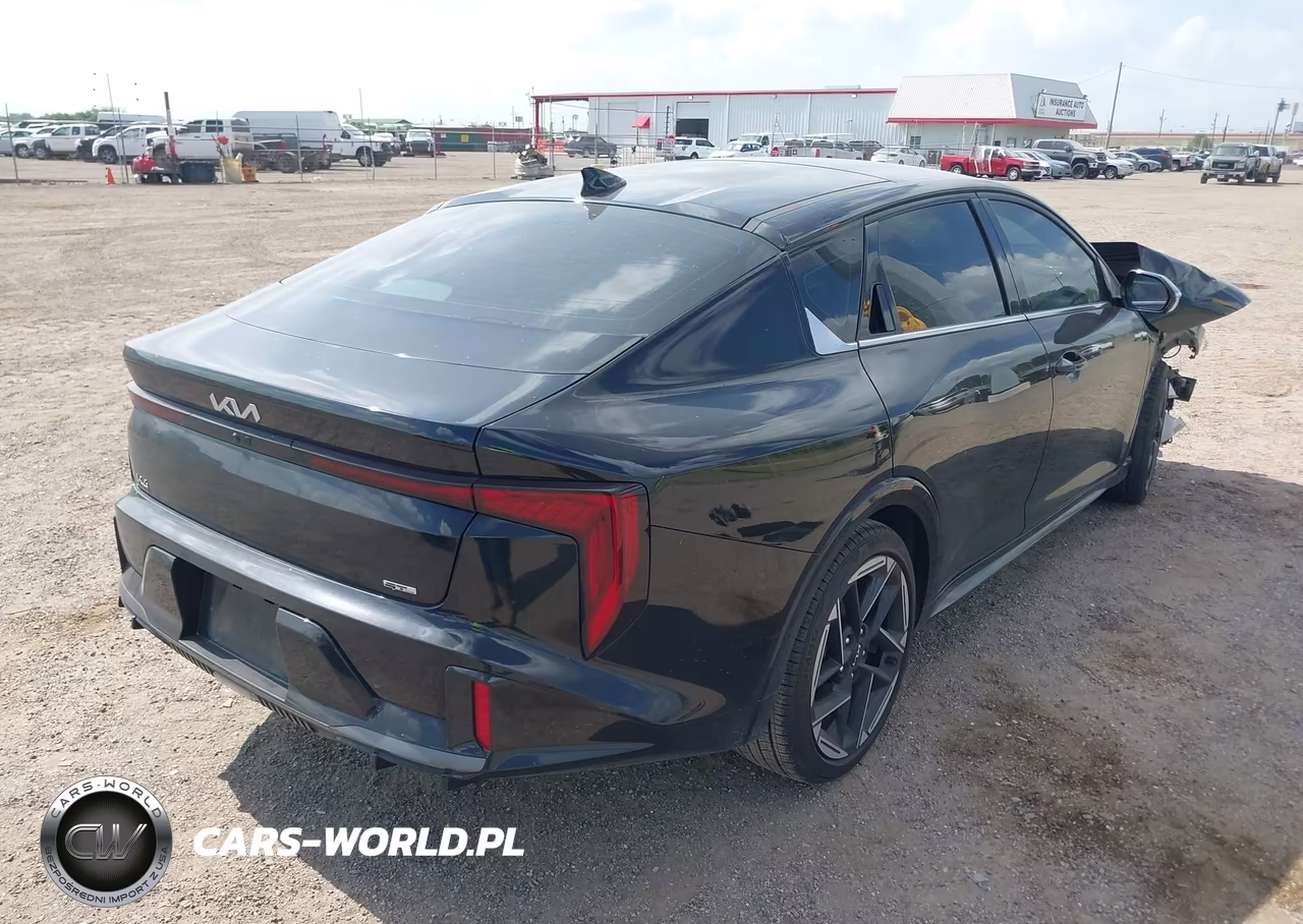 2025 Kia K4 Gt-Line VIN:3KPFW4DE6SE080694 - 4